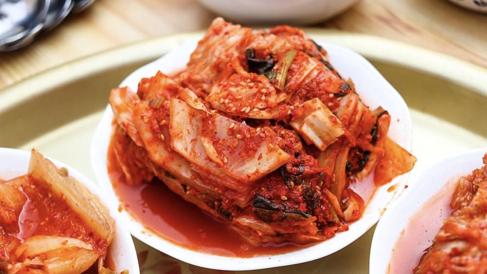 microwaving delicious kimchi